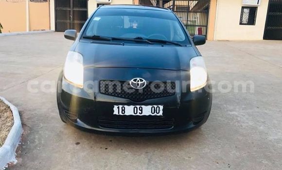 Sayi Na hannu Toyota Yaris Black Mota in Yaounde a Babban Kamaru Sayi Na hannu Toyota Yaris Black Mota in Yaounde a Babban Kamaru