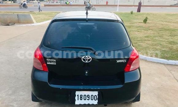 Sayi Na hannu Toyota Yaris Black Mota in Yaounde a Babban Kamaru Sayi Na hannu Toyota Yaris Black Mota in Yaounde a Babban Kamaru
