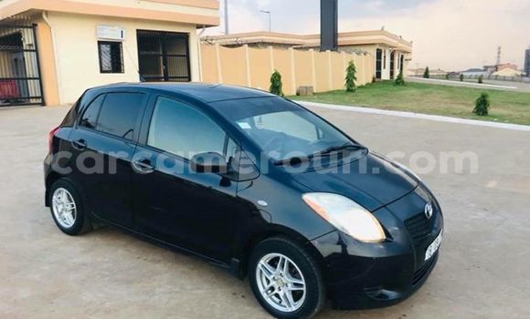 Sayi Na hannu Toyota Yaris Black Mota in Yaounde a Babban Kamaru Sayi Na hannu Toyota Yaris Black Mota in Yaounde a Babban Kamaru
