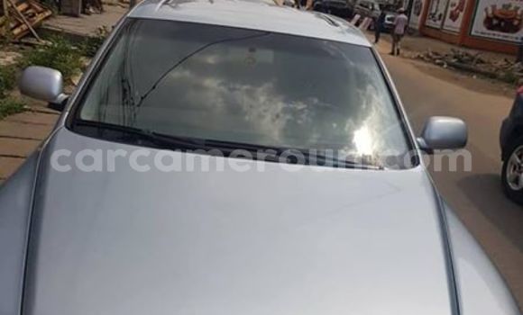 Sayi Na hannu Volkswagen Touareg Azurfa Mota in Yaounde a Babban Kamaru Sayi Na hannu Volkswagen Touareg Azurfa Mota in Yaounde a Babban Kamaru