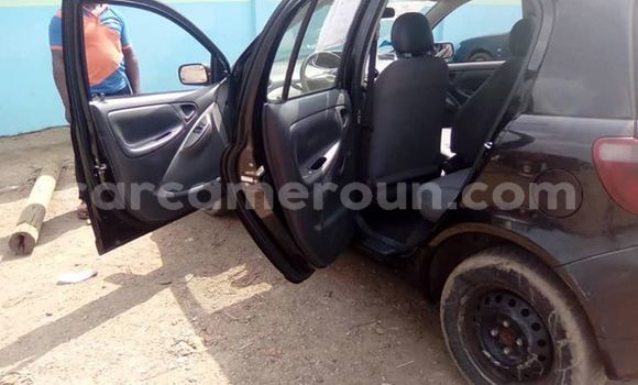Sayi Na hannu Toyota Yaris Black Mota in Yaounde a Babban Kamaru Sayi Na hannu Toyota Yaris Black Mota in Yaounde a Babban Kamaru