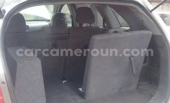 Sayi Na hannu Kia Sorento Azurfa Mota in Douala a Ƙasar Kamaru Sayi Na hannu Kia Sorento Azurfa Mota in Douala a Ƙasar Kamaru