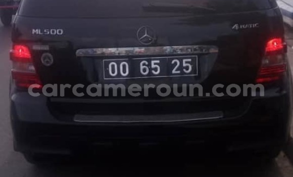 Sayi Na hannu Mercedes‒Benz ML–Class Black Mota in Yaounde a Babban Kamaru Sayi Na hannu Mercedes‒Benz ML–Class Black Mota in Yaounde a Babban Kamaru