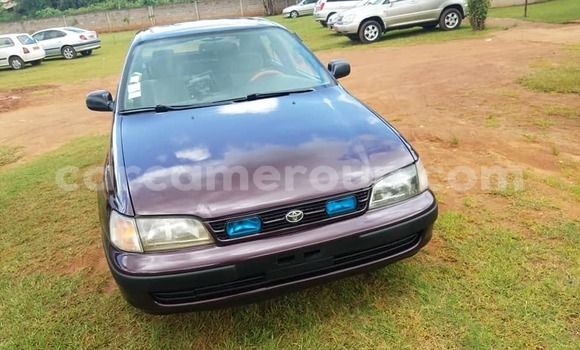 Sayi Na hannu Toyota Carina E Sauran Mota in Yaounde a Babban Kamaru Sayi Na hannu Toyota Carina E Sauran Mota in Yaounde a Babban Kamaru