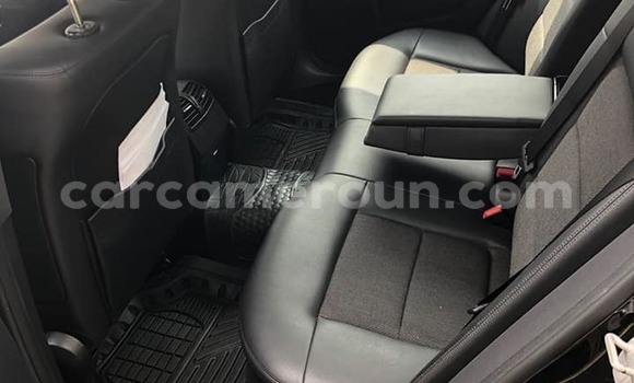 Sayi Na hannu Mercedes‒Benz E–Class Black Mota in Yaounde a Babban Kamaru Sayi Na hannu Mercedes‒Benz E–Class Black Mota in Yaounde a Babban Kamaru