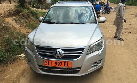 Sayi Na hannu Volkswagen Tiguan Azurfa Mota in Yaounde a Babban Kamaru