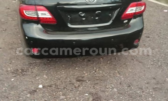 Sayi Na hannu Toyota Avensis Black Mota in Yaounde a Babban Kamaru Sayi Na hannu Toyota Avensis Black Mota in Yaounde a Babban Kamaru