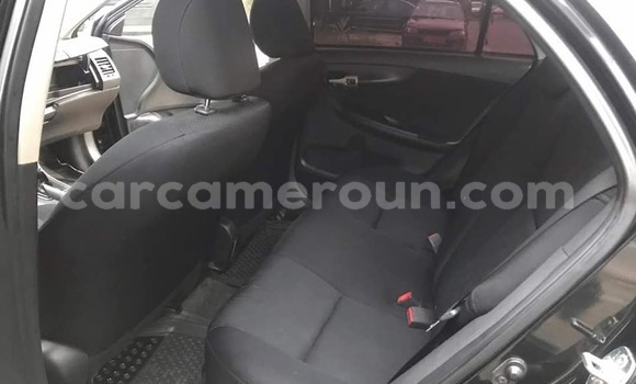 Sayi Na hannu Toyota Avensis Black Mota in Yaounde a Babban Kamaru Sayi Na hannu Toyota Avensis Black Mota in Yaounde a Babban Kamaru