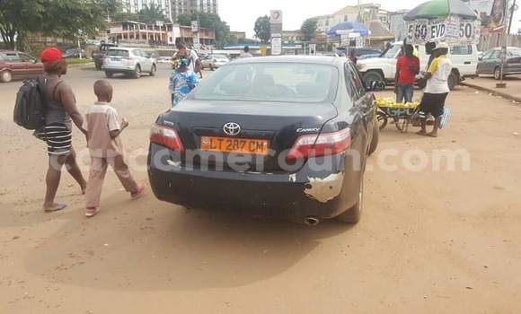 Acheter Occasion Voiture Toyota Camry Noir à Yaoundé, Central Cameroon Acheter Occasion Voiture Toyota Camry Noir à Yaoundé, Central Cameroon