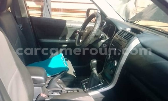 Sayi Na hannu Suzuki Grand Vitara Blue Mota in Yaounde a Babban Kamaru Sayi Na hannu Suzuki Grand Vitara Blue Mota in Yaounde a Babban Kamaru