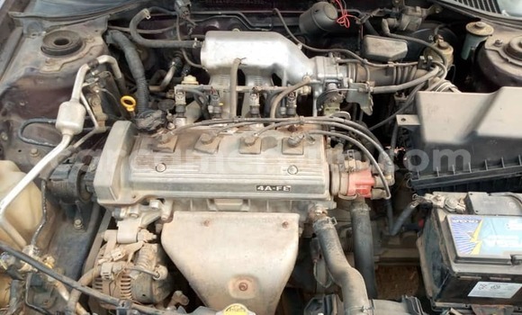 Sayi Na hannu Toyota Avensis Sauran Mota in Yaounde a Babban Kamaru Sayi Na hannu Toyota Avensis Sauran Mota in Yaounde a Babban Kamaru