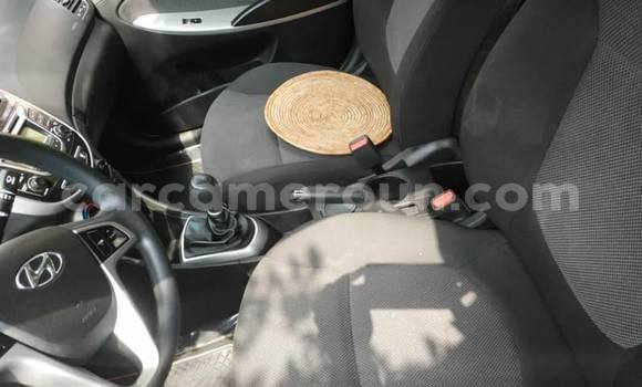 Acheter Occasion Voiture Hyundai Accent Noir à Douala, Littoral Cameroon Acheter Occasion Voiture Hyundai Accent Noir à Douala, Littoral Cameroon