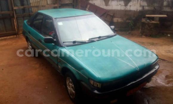 Acheter Occasion Voiture Toyota Corolla Vert à Yaoundé, Central Cameroon Acheter Occasion Voiture Toyota Corolla Vert à Yaoundé, Central Cameroon