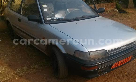 Acheter Occasion Voiture Toyota Starlet Gris à Yaoundé, Central Cameroon Acheter Occasion Voiture Toyota Starlet Gris à Yaoundé, Central Cameroon