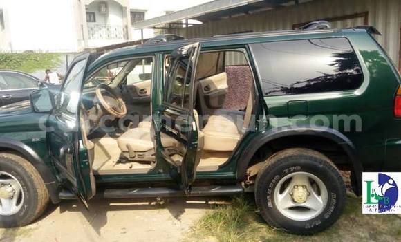 Acheter Occasion Voiture Mitsubishi Montero Sport Vert à Yaoundé, Central Cameroon Acheter Occasion Voiture Mitsubishi Montero Sport Vert à Yaoundé, Central Cameroon