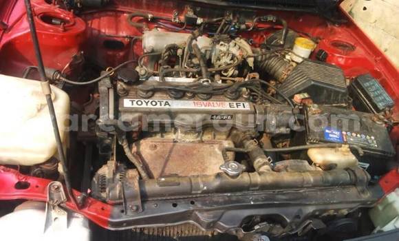 Sayi Na hannu Toyota Corolla Red Mota in Douala a Ƙasar Kamaru Sayi Na hannu Toyota Corolla Red Mota in Douala a Ƙasar Kamaru