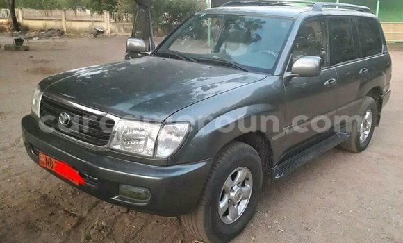 Sayi Na hannu Toyota Land Cruiser Prado Sauran Mota in Douala a Ƙasar Kamaru Sayi Na hannu Toyota Land Cruiser Prado Sauran Mota in Douala a Ƙasar Kamaru