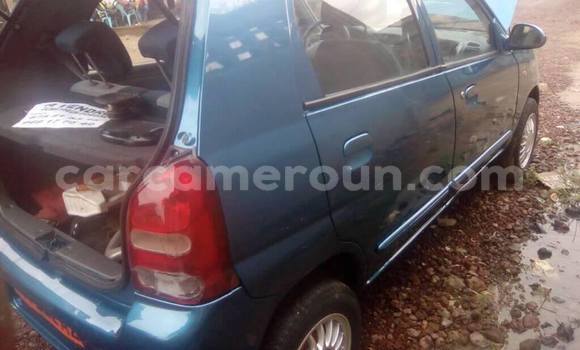 Sayi Na hannu Suzuki Alto Blue Mota in Douala a Ƙasar Kamaru