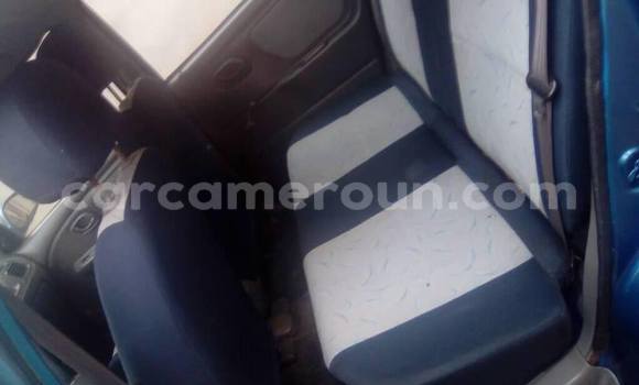 Sayi Na hannu Suzuki Alto Blue Mota in Douala a Ƙasar Kamaru Sayi Na hannu Suzuki Alto Blue Mota in Douala a Ƙasar Kamaru