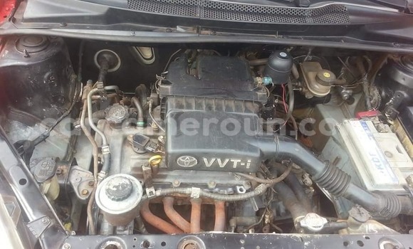 Acheter Occasion Voiture Toyota Yaris Rouge à Yaoundé, Central Cameroon Acheter Occasion Voiture Toyota Yaris Rouge à Yaoundé, Central Cameroon