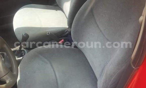 Acheter Occasion Voiture Toyota Yaris Rouge à Yaoundé, Central Cameroon Acheter Occasion Voiture Toyota Yaris Rouge à Yaoundé, Central Cameroon