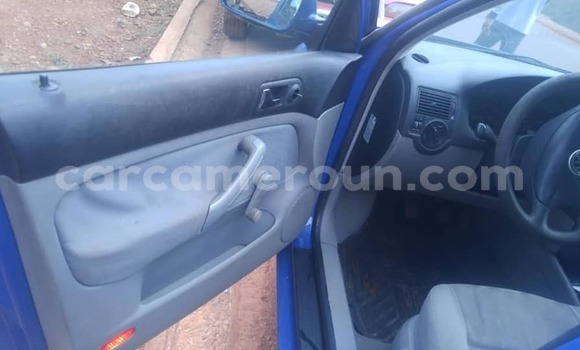 Acheter Occasion Voiture Volkswagen Polo Bleu à Yaoundé, Central Cameroon Acheter Occasion Voiture Volkswagen Polo Bleu à Yaoundé, Central Cameroon