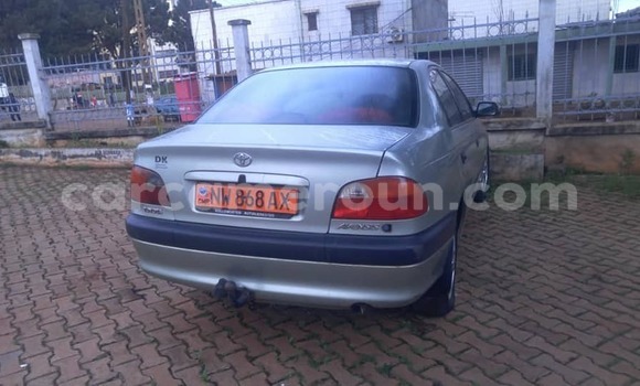 Acheter Occasion Voiture Toyota Avensis Gris à Yaoundé, Central Cameroon Acheter Occasion Voiture Toyota Avensis Gris à Yaoundé, Central Cameroon