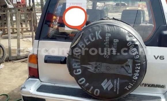 Sayi Na hannu Suzuki Vitara Azurfa Mota in Yaounde a Babban Kamaru Sayi Na hannu Suzuki Vitara Azurfa Mota in Yaounde a Babban Kamaru