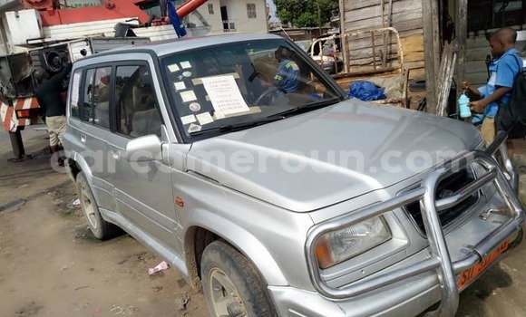 Sayi Na hannu Suzuki Vitara Azurfa Mota in Yaounde a Babban Kamaru Sayi Na hannu Suzuki Vitara Azurfa Mota in Yaounde a Babban Kamaru