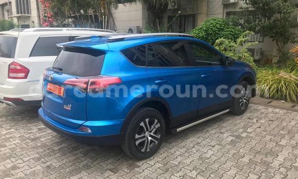 Acheter Occasion Voiture Toyota RAV4 Bleu à Douala, Littoral Cameroon Acheter Occasion Voiture Toyota RAV4 Bleu à Douala, Littoral Cameroon