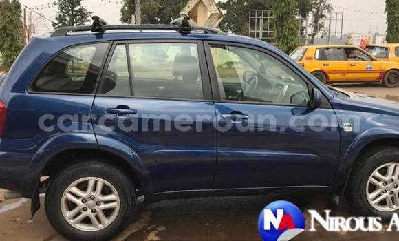 Acheter Occasion Voiture Toyota RAV4 Bleu à Yaoundé, Central Cameroon Acheter Occasion Voiture Toyota RAV4 Bleu à Yaoundé, Central Cameroon