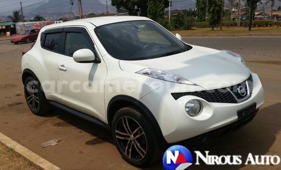 Acheter Occasion Voiture Nissan Juke Blanc à Yaoundé, Central Cameroon Acheter Occasion Voiture Nissan Juke Blanc à Yaoundé, Central Cameroon