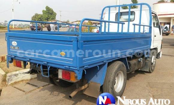 Acheter Occasion Voiture Toyota Dyna Blanc à Yaoundé, Central Cameroon Acheter Occasion Voiture Toyota Dyna Blanc à Yaoundé, Central Cameroon