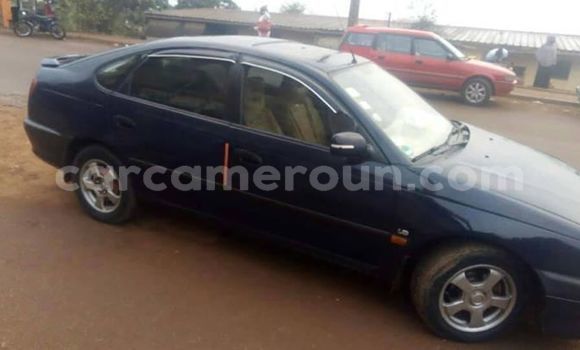 Acheter Occasion Voiture Toyota Avensis Bleu à Yaoundé, Central Cameroon Acheter Occasion Voiture Toyota Avensis Bleu à Yaoundé, Central Cameroon