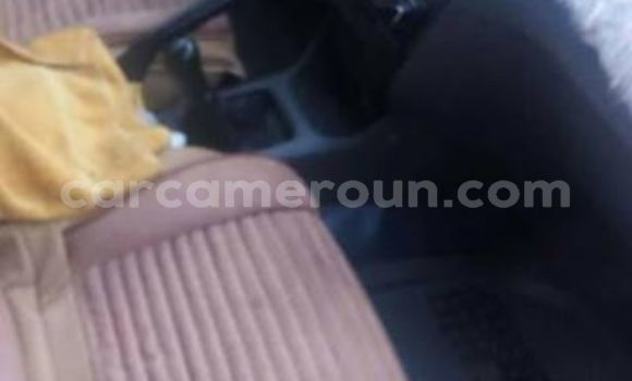 Acheter Occasion Voiture Toyota Avensis Bleu à Yaoundé, Central Cameroon Acheter Occasion Voiture Toyota Avensis Bleu à Yaoundé, Central Cameroon