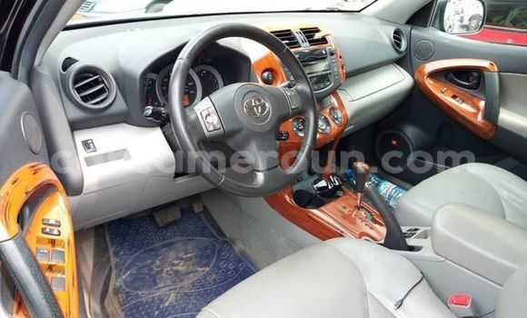 Acheter Occasion Voiture Toyota RAV4 Noir à Douala, Littoral Cameroon Acheter Occasion Voiture Toyota RAV4 Noir à Douala, Littoral Cameroon