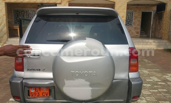 Acheter Occasion Voiture Toyota RAV4 Gris à Douala, Littoral Cameroon Acheter Occasion Voiture Toyota RAV4 Gris à Douala, Littoral Cameroon