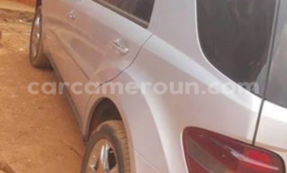 Acheter Occasion Voiture Mercedes‒Benz ML–Class Gris à Yaoundé, Central Cameroon Acheter Occasion Voiture Mercedes‒Benz ML–Class Gris à Yaoundé, Central Cameroon