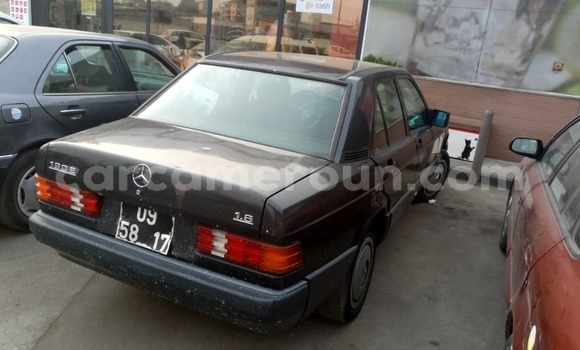 Buy Used Mercedes‒Benz 190 Black Car in Douala in Littoral Cameroon Buy Used Mercedes‒Benz 190 Black Car in Douala in Littoral Cameroon