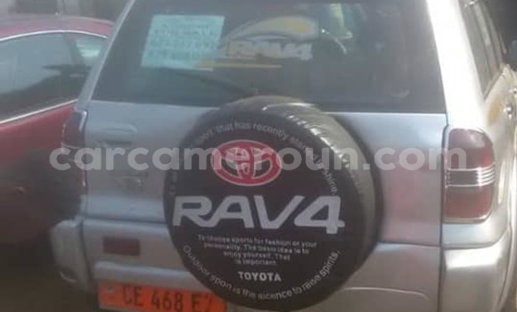 Acheter Occasion Voiture Toyota RAV4 Gris à Yaoundé, Central Cameroon Acheter Occasion Voiture Toyota RAV4 Gris à Yaoundé, Central Cameroon