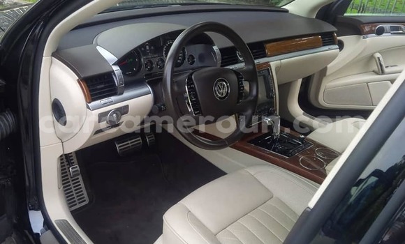 Acheter Occasion Voiture Volkswagen Phaeton Noir à Yaoundé, Central Cameroon Acheter Occasion Voiture Volkswagen Phaeton Noir à Yaoundé, Central Cameroon