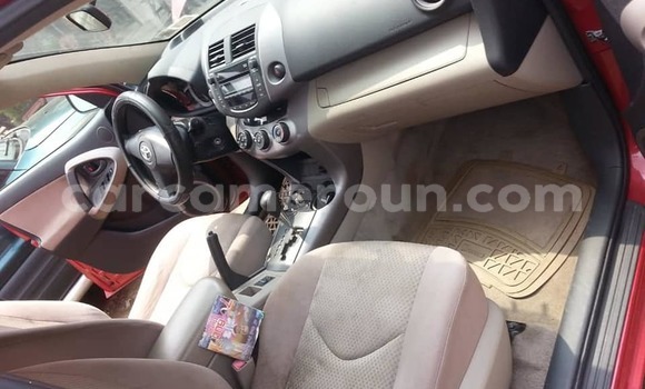 Acheter Occasion Voiture Toyota RAV4 Rouge à Douala, Littoral Cameroon Acheter Occasion Voiture Toyota RAV4 Rouge à Douala, Littoral Cameroon