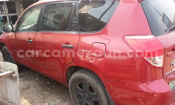 Acheter Occasion Voiture Toyota RAV4 Rouge à Douala, Littoral Cameroon Acheter Occasion Voiture Toyota RAV4 Rouge à Douala, Littoral Cameroon