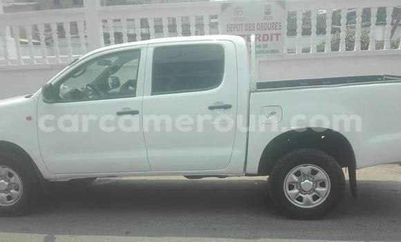 Acheter Occasion Voiture Toyota Hilux Blanc à Douala, Littoral Cameroon Acheter Occasion Voiture Toyota Hilux Blanc à Douala, Littoral Cameroon