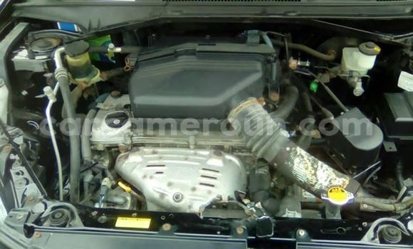 Sayi Na hannu Toyota RAV4 Black Mota in Douala a Ƙasar Kamaru Sayi Na hannu Toyota RAV4 Black Mota in Douala a Ƙasar Kamaru