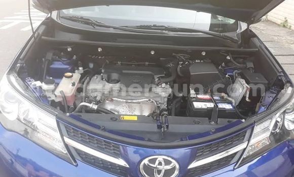 Acheter Occasion Voiture Toyota RAV4 Bleu à Douala, Littoral Cameroon Acheter Occasion Voiture Toyota RAV4 Bleu à Douala, Littoral Cameroon