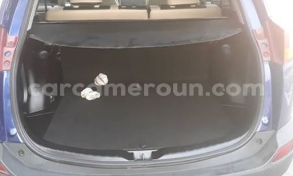 Acheter Occasion Voiture Toyota RAV4 Bleu à Douala, Littoral Cameroon Acheter Occasion Voiture Toyota RAV4 Bleu à Douala, Littoral Cameroon