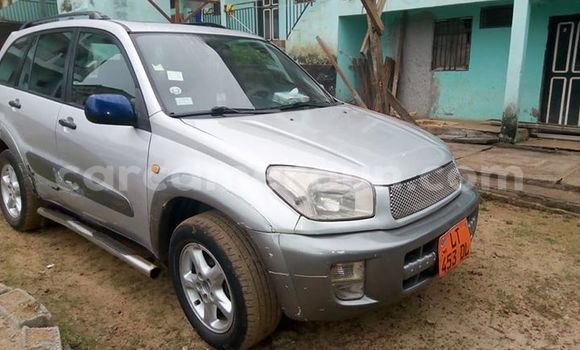 Acheter Occasion Voiture Toyota RAV4 Gris à Douala, Littoral Cameroon Acheter Occasion Voiture Toyota RAV4 Gris à Douala, Littoral Cameroon