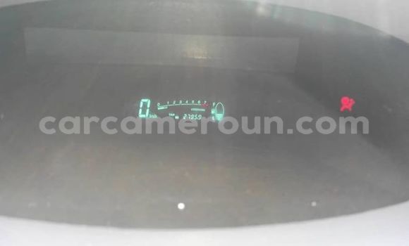 Buy Used Toyota Yaris Blue Car in Yaounde in Central Cameroon Buy Used Toyota Yaris Blue Car in Yaounde in Central Cameroon