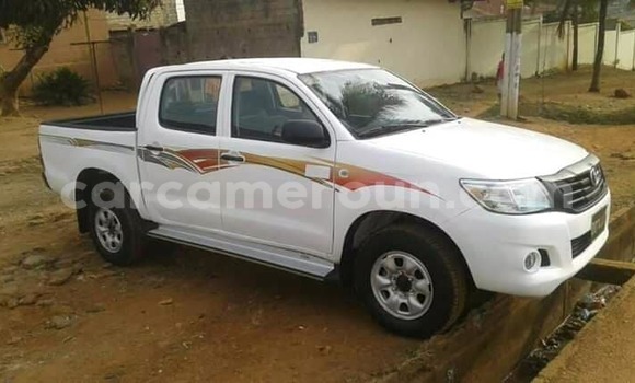 Buy Used Toyota Hilux White Car in Yaounde in Central Cameroon Buy Used Toyota Hilux White Car in Yaounde in Central Cameroon